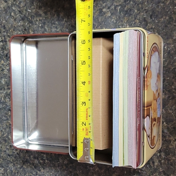 Hershey Recipe Box with Recipe Cards - Picture 9 of 12